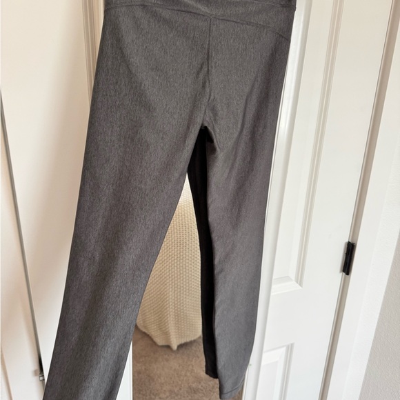 Under Armour Leggings - Picture 4 of 8